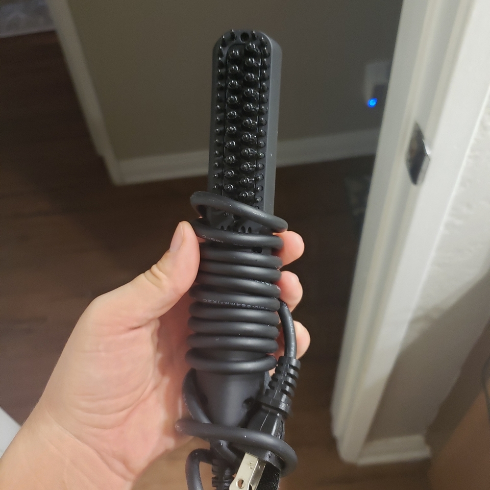 Beard straighter NEW never used.